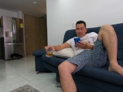 Me follo a mi amigo en su casa antes de que su esposa llegue 2/16