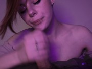 Сочный минет от малышки, кончил ей на лицо и она все слизала проглотив 11/16