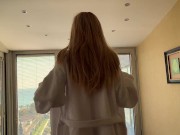 Толстый мужик трахает хрупкую девушку своим огромным толстым членом. 1/16