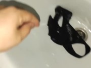 Развратный секс с красоткой в ванной  5/16