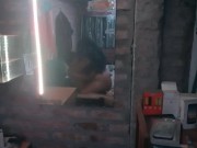 Grabe a mi novia y la encontré revolcándose con el vecino 2/16
