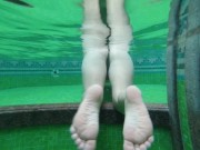 Esposa sensual na piscina - Sign onlyfans esposaheyya anal in the pool 5/16