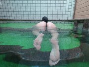 Esposa sensual na piscina - Sign onlyfans esposaheyya anal in the pool 6/16