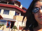 Hands in panties and rubbing in the swimming pool 8/16