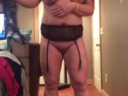 Sexy Milf strips😘😈 9/16