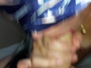 Namorada do amigo pagando boquete até levar gozada na boca 8/16