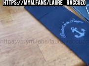 Je montre ma chatte au resto et me fait démonter dans le parking public ! 4/16