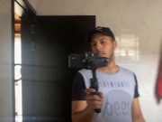 después del baño mi mejor amigo me graba 1/16