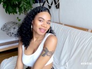 Beauty Jasmine Plays With Her Tight Shaved Hole 10/16