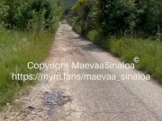 Maevaa Sinaloa - Me fais baisée et prend du sperme sur le visage au milieu d’une route avec voyeurs 13/16