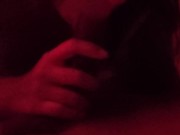 Voy de visita donde mi amigo y termino grabandome en cuatro y con la boca llena de leche 14/16