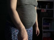 Riding a big cock while pregnant 6/16