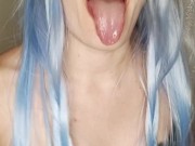 Pretty woman savoring takes a dildo in her mouth and jumps on it and ends up screaming 7/16