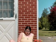 Power pissing outside on a sunny day 13/16