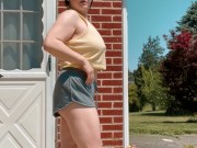 Power pissing outside on a sunny day 5/16