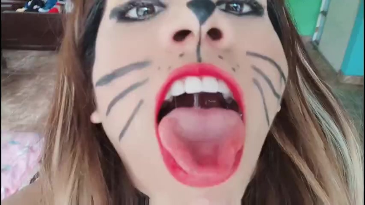 GIANTESS VORE SEXY CAT VS TINY MOUSE FULL VIDEO RedTube