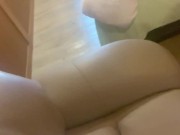 オナニーしながらフェラチオするのが大好きと言い切るスケベな人妻♡大股開きでお口からおチンチンを離さない♡ 9/16