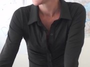 Virtual 1:1 With My Boss Before Big Town Hall Meeting 15/16