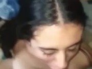 Que rico lo chupa mi vecina latina