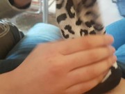 Padrona Darkshine masturba il suo schiavo con un calzino e lo fa sborrare nel calzino (da Onlyfans) 1/16