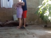 Besos,  y mamada con mi vieja en el patio de la casa, sin miedo a que nos vean los vecinos 3/16
