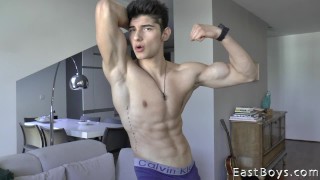 Adivina que tenemos para ti para el domingo? No 30, ni 40... porno ...