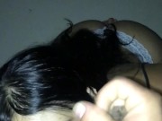 A ella le encanta chupar la polla y correrse en su cara 7/16