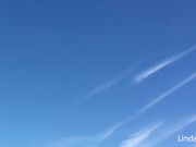 A falta de pollas masturbación entre amapolas 15/16