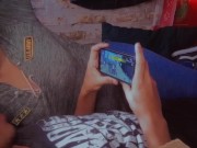 Quería chuparle la pija a mi amigo que juega free fire 1/16