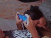 Quería chuparle la pija a mi amigo que juega free fire 6/16