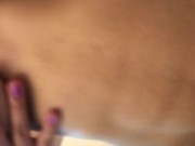 Novia infiel se viene encima mio cuando le meto los dedos con creampie 6/16