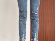 couldnt hold it anymore and piss down my legs 5/16