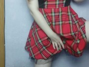 сладкая играет с вибратором и получает оргазм 4/16