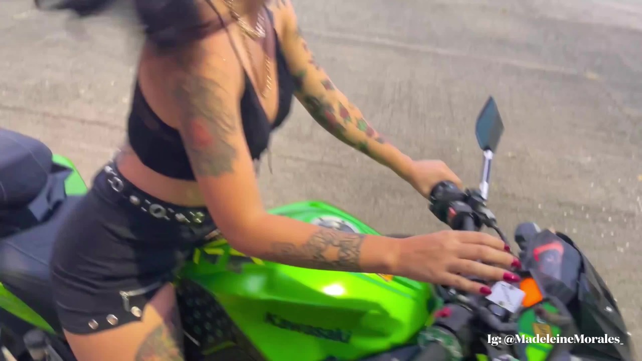 Moto Girl Mature Porn - I learn to drive a motorcycle while my teacher controls my lush until I cum  - RedTube