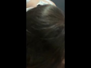 Le doy una buena mamada a mi amigo 6/16