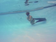 Swimming pool erotics with Sophie Murena 8/16