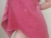 EROTIC DANCE when gwtting out of the shower for my webcam 9/16