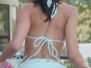 Real Boobs Ebony Babe Alexis Tae Plays With A Butt Plug Before Masturbating Her Trimmed Pussy 3/16