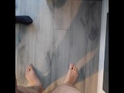 Vesuvia adore me sucer, elle se met même à genoux pour ça. 1/16