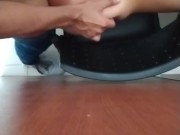 Gime duro en la oficina 3/16