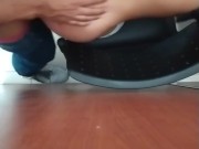 Gime duro en la oficina 5/16