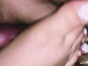 le gusta jugar con mi pene con sus lindos pies y luego monta el perrito caliente 6/16