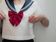 快楽に身をよじるこの小さな日本人の女の子にはオーガズムが多すぎる 8/16