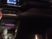 Je vide les couilles de deux inconnus sur un parking 8/16