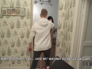 DEBT4k Ehemann hat die Schlampe gefickt und sich vom Schuldeneintreiber ficken lassen 7/16