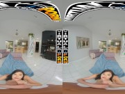 VIRTUALPORN - The VR Girlfriend Experience With Daisy White 15/16