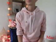 HD HOT AMATEUR GIRL SQUIRTING ON HER ON FACE IN PINK HOODIE - MissAnja 1/16