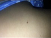 Le meto mano  en la mesa mientras su mamá esta en su cuarto 5/16