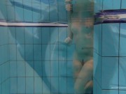 Red swimsuit beauty Katy with bushy pussy underwater 9/16