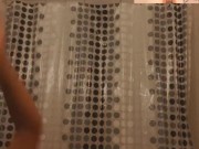 Slim thick light skin thot twerks in shower 12/16